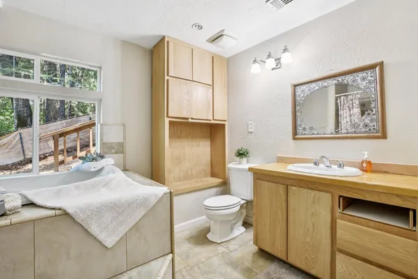 $549,950 | 2737 Birch Avenue, Camino, CA 95709