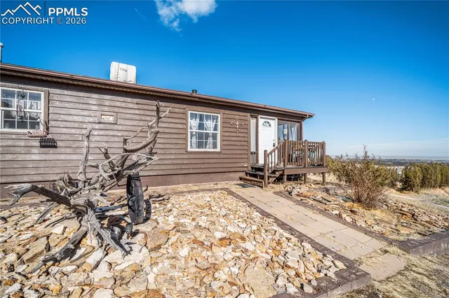 $325,000 | 8435 Savage Road, Beulah, CO 81023