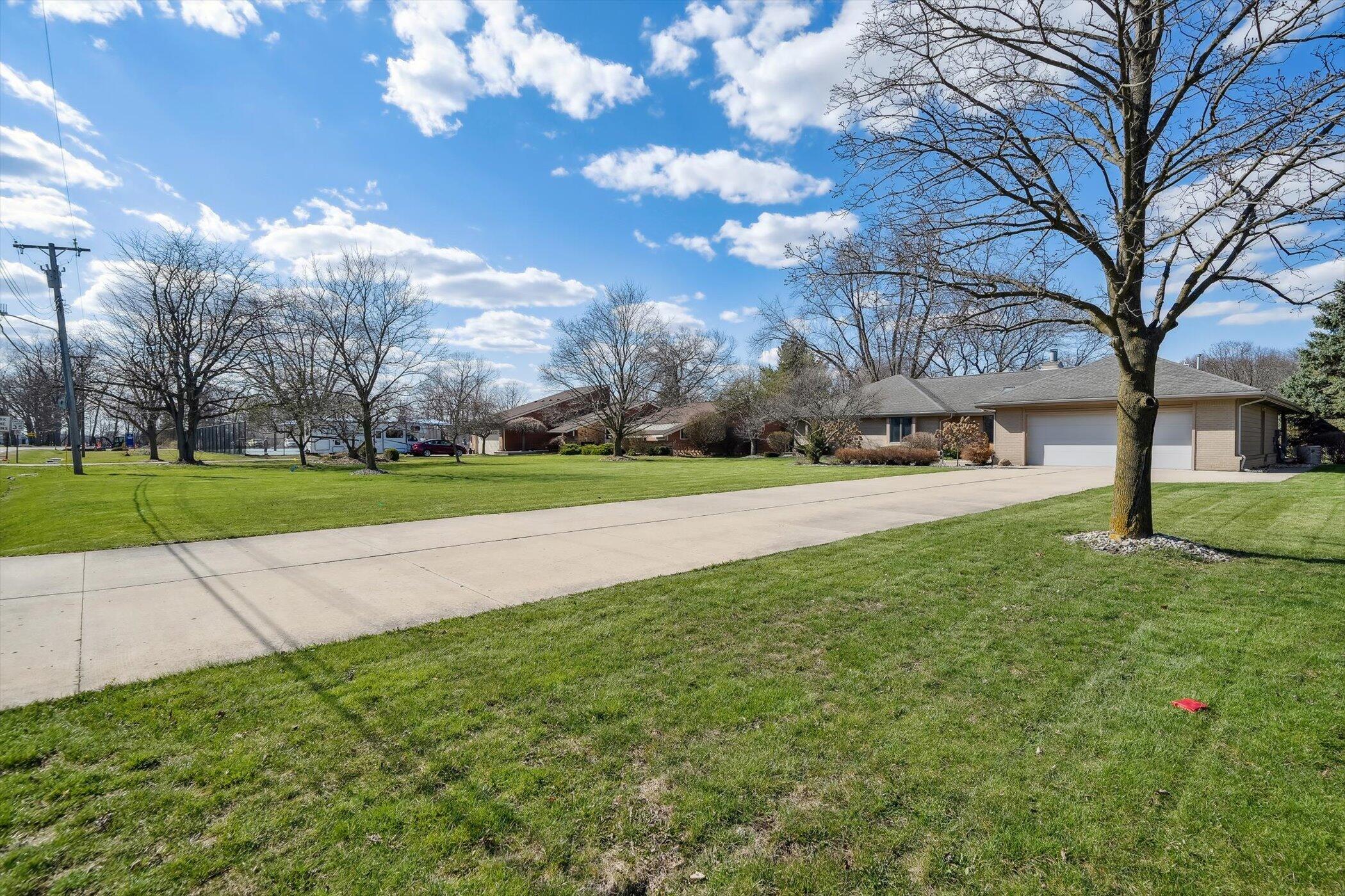 47724 Denton Road Belleville, MI 48111 - Photo 2 of 40 04-47724-Denton-Rd-Van-Buren-Twp-MI-4811