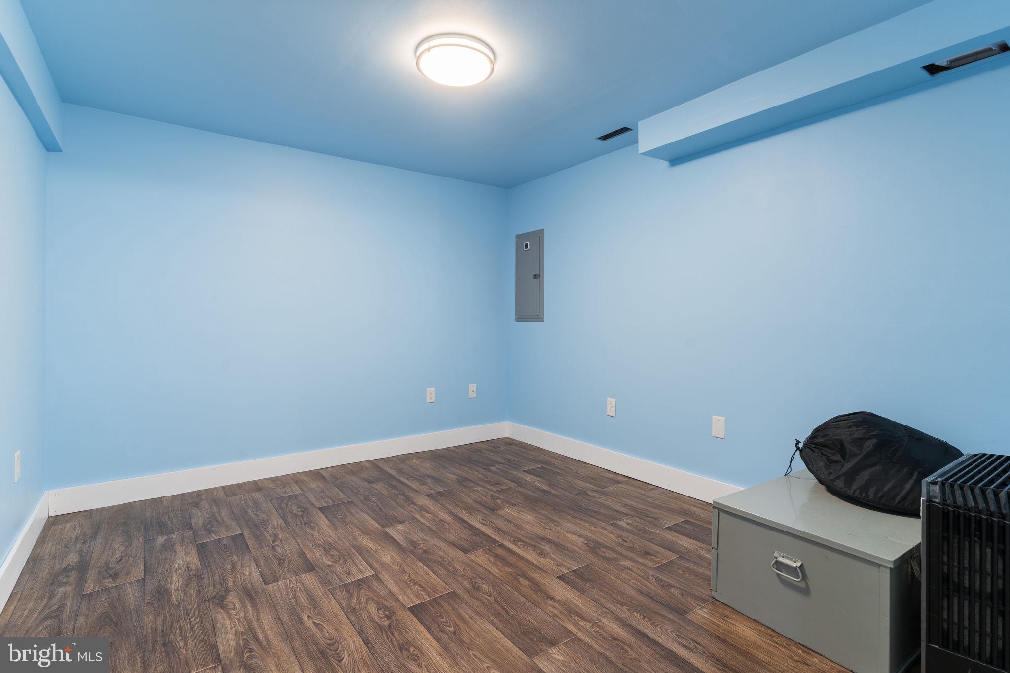 42204 Ridge Road Mechanicsville, MD 20659 - Photo 27 of 41 Basement Bonus room