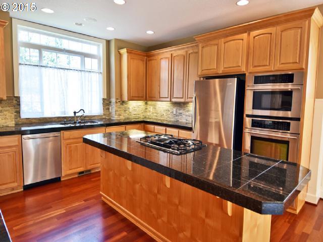 856 Northwest Angel Heights Road Stevenson, WA 98648 - Photo 5 of 16 Kitchen