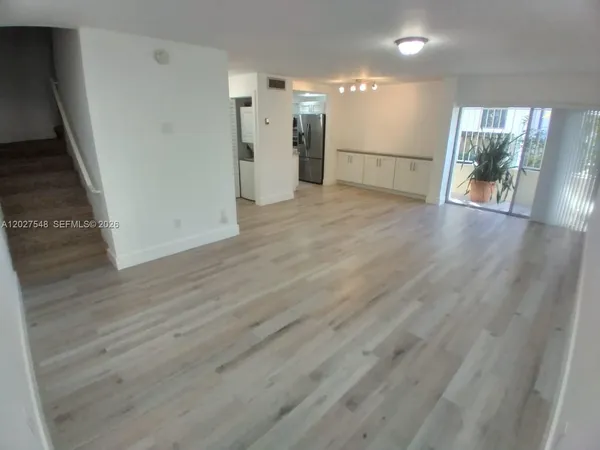 $3,300 | 5838 Southwest 74th Terrace, Unit 118, South Miami, FL 33143
