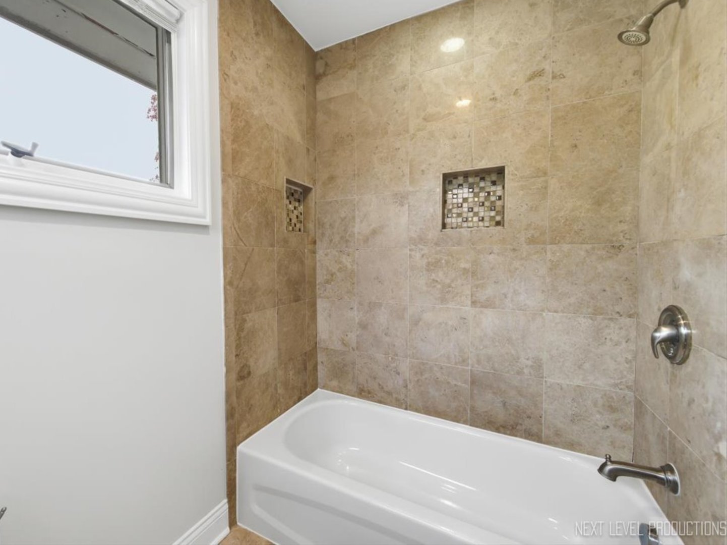 1000 Crest Street Wheaton, IL 60189 - Photo 22 of 35