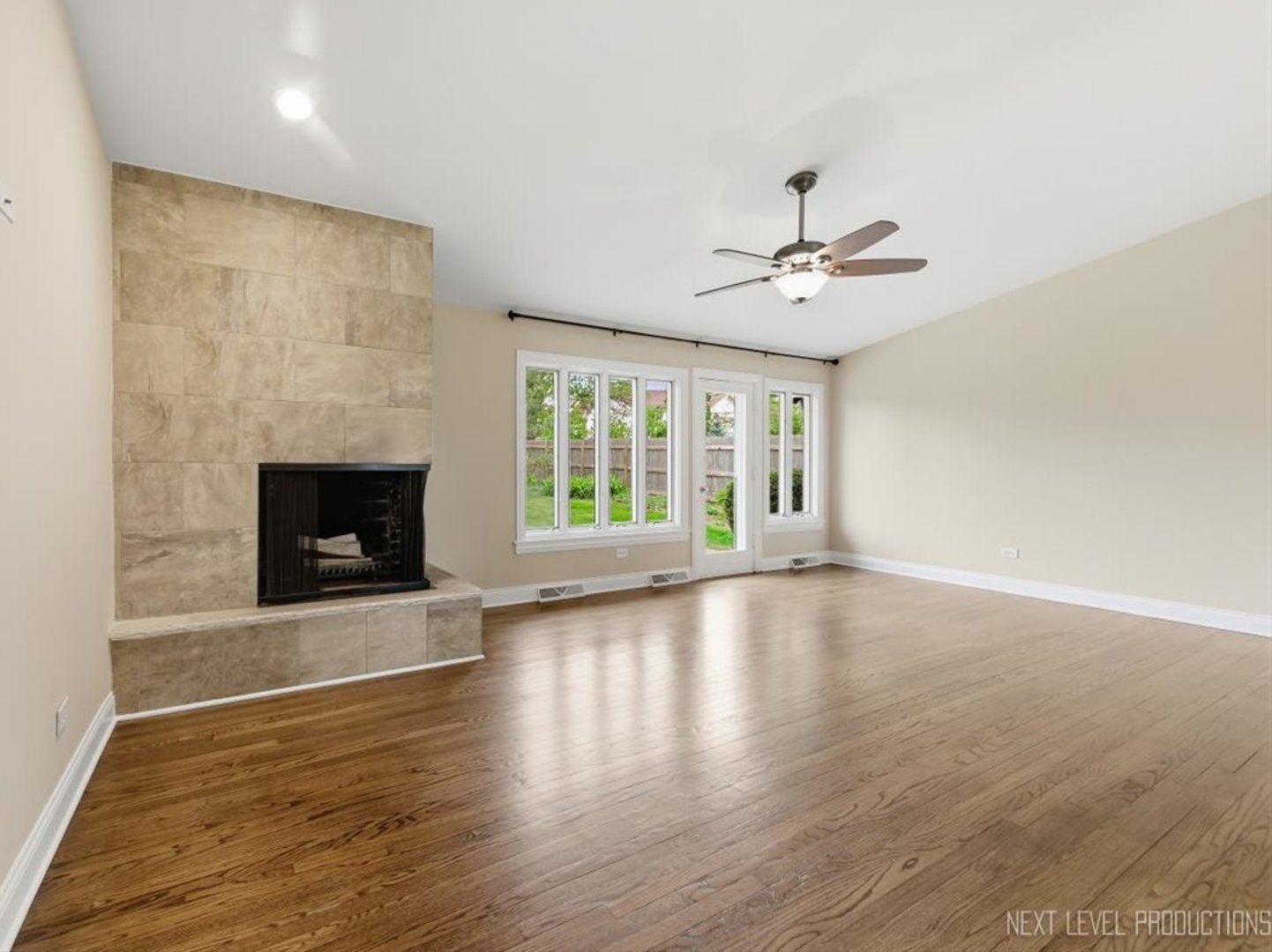 1000 Crest Street Wheaton, IL 60189 - Photo 6 of 35