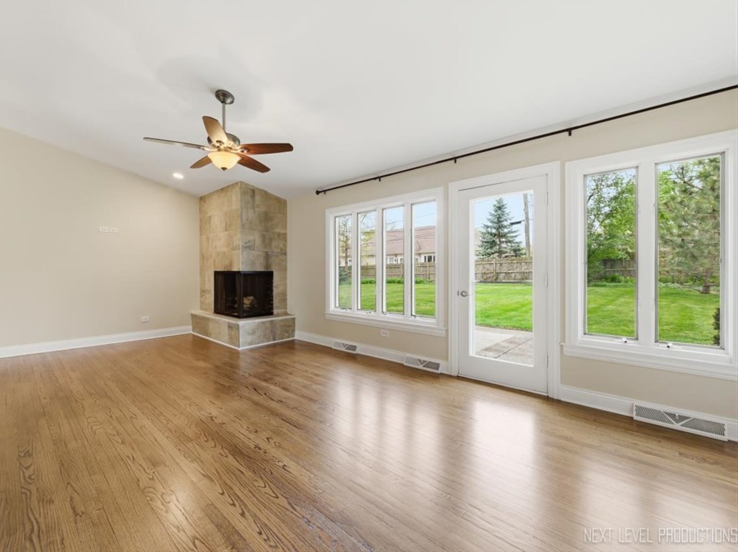 1000 Crest Street Wheaton, IL 60189 - Photo 9 of 35
