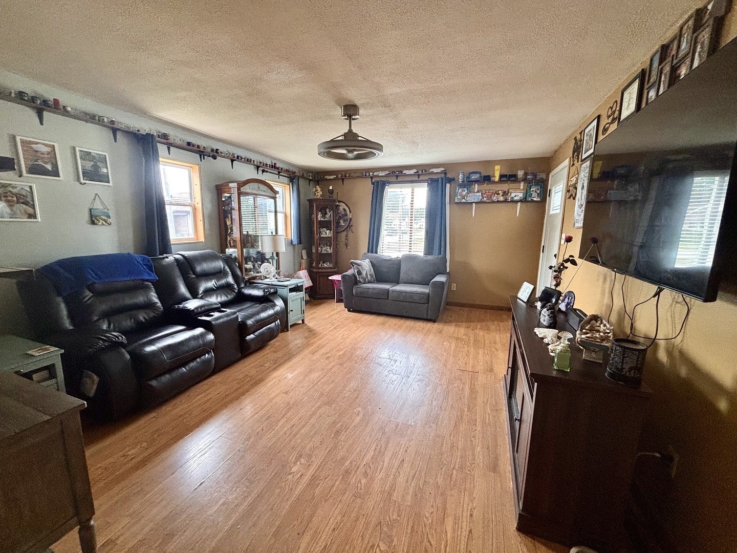 302 North Emma Street Christopher, IL 62822 - Photo 4 of 22 Gallery Image 4