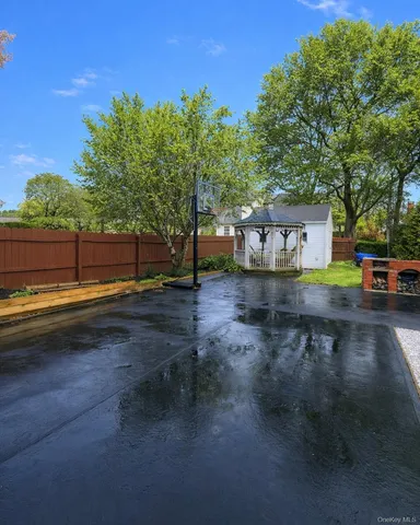 a view of a lake with houses