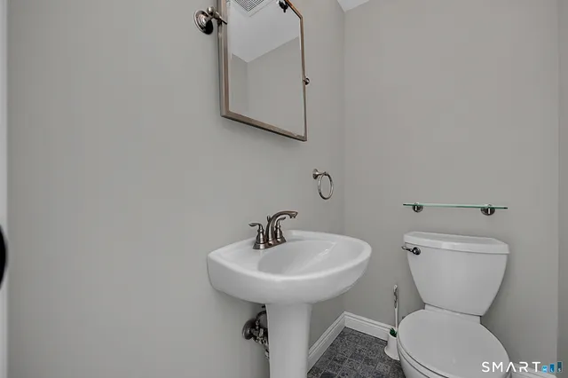 $274,900 | 2 Butternut Drive, Unit 2, Glastonbury, CT 06033