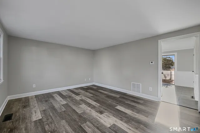 $274,900 | 2 Butternut Drive, Unit 2, Glastonbury, CT 06033