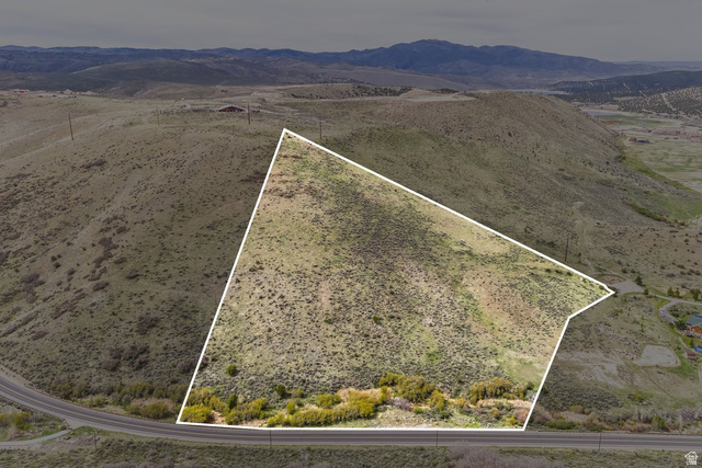 6325 North Elk Ridge, Unit 5 Peoa, UT 84061 - Photo 3 of 26