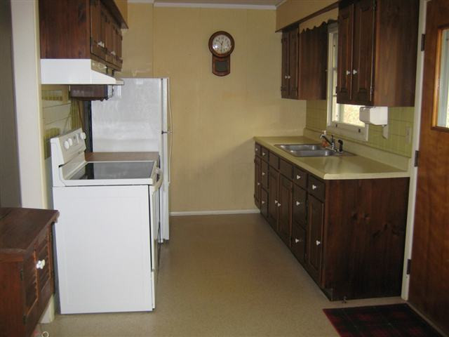 19 Greenock Road Bethlehem, NY 12054 - Photo 4 of 12 Photo 4