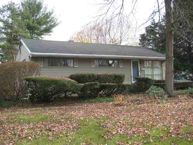 19 Greenock Road Bethlehem, NY 12054 - Photo 6 of 12 Photo 6