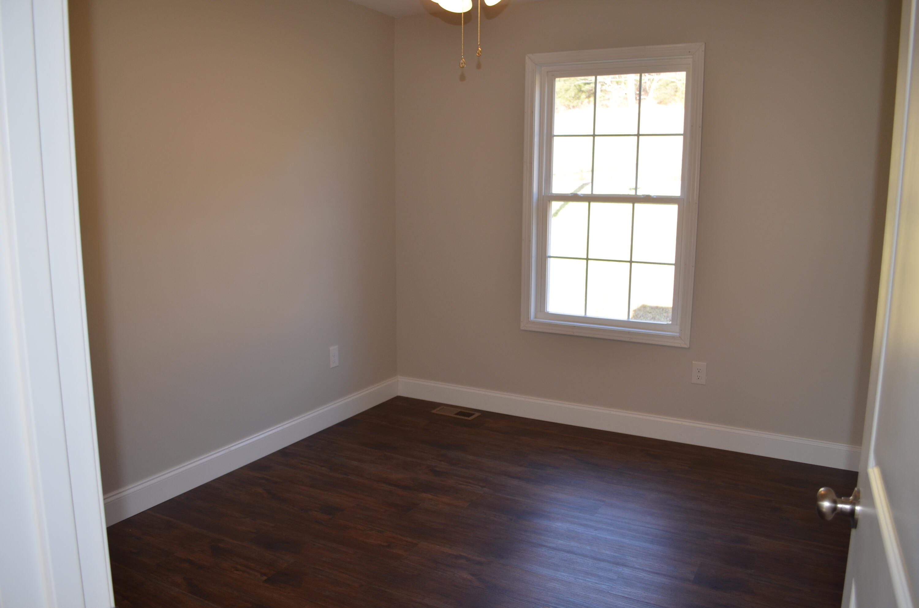 1735 Robinson Creek Road Manchester, KY 40962 - Photo 14 of 19 DSC_0012