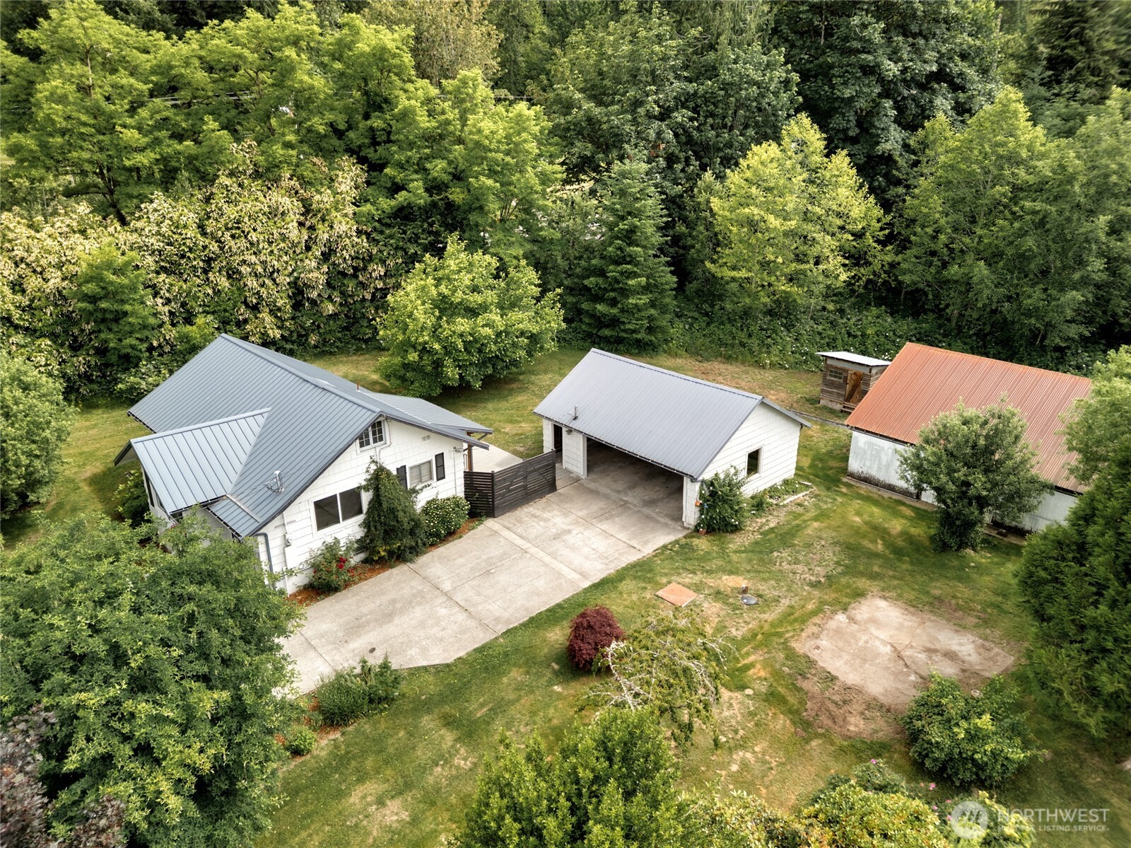 48242 Moen Road Concrete, WA 98237 - Photo 2 of 32