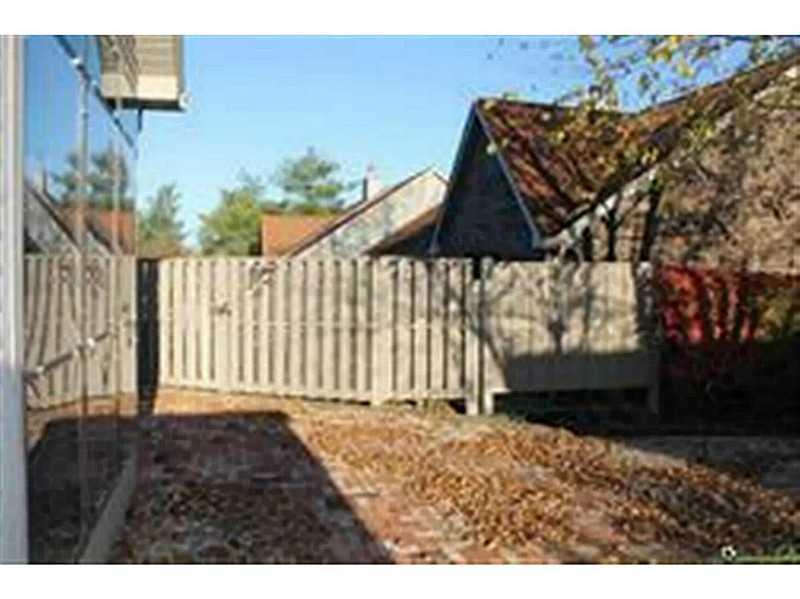 3735 West 2 Mile House Road, Unit 5 Columbus, IN 47201 - Photo 2 of 20 Gallery Image 2