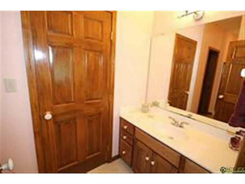 3735 West 2 Mile House Road, Unit 5 Columbus, IN 47201 - Photo 13 of 20 Gallery Image 13