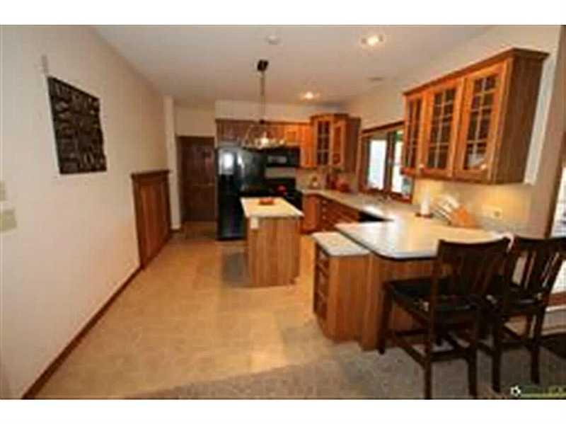 3735 West 2 Mile House Road, Unit 5 Columbus, IN 47201 - Photo 7 of 20 Gallery Image 7