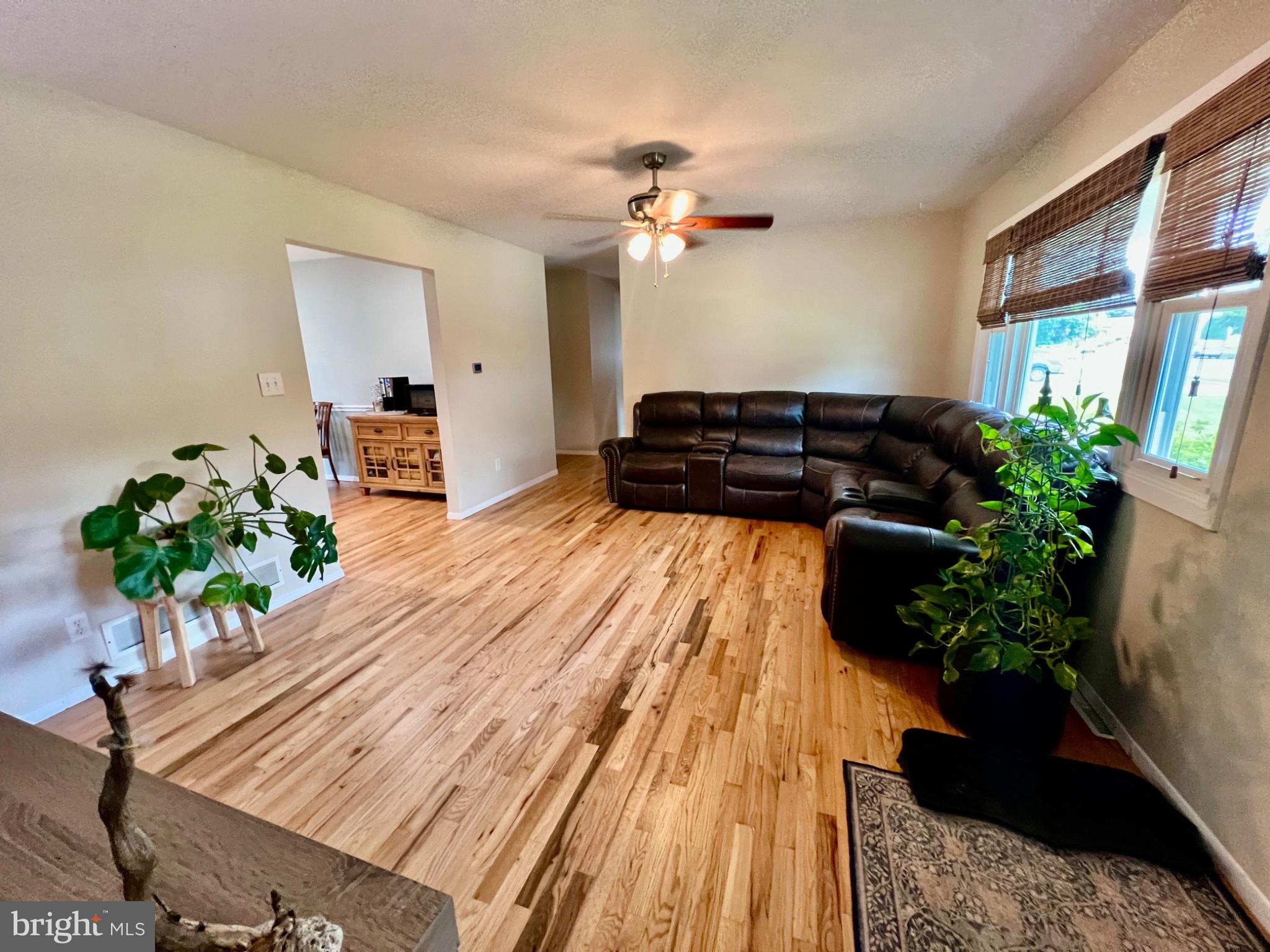 4 Running Brook Road Ewing, NJ 08638 - Photo 5 of 46 Bright and inviting living space.