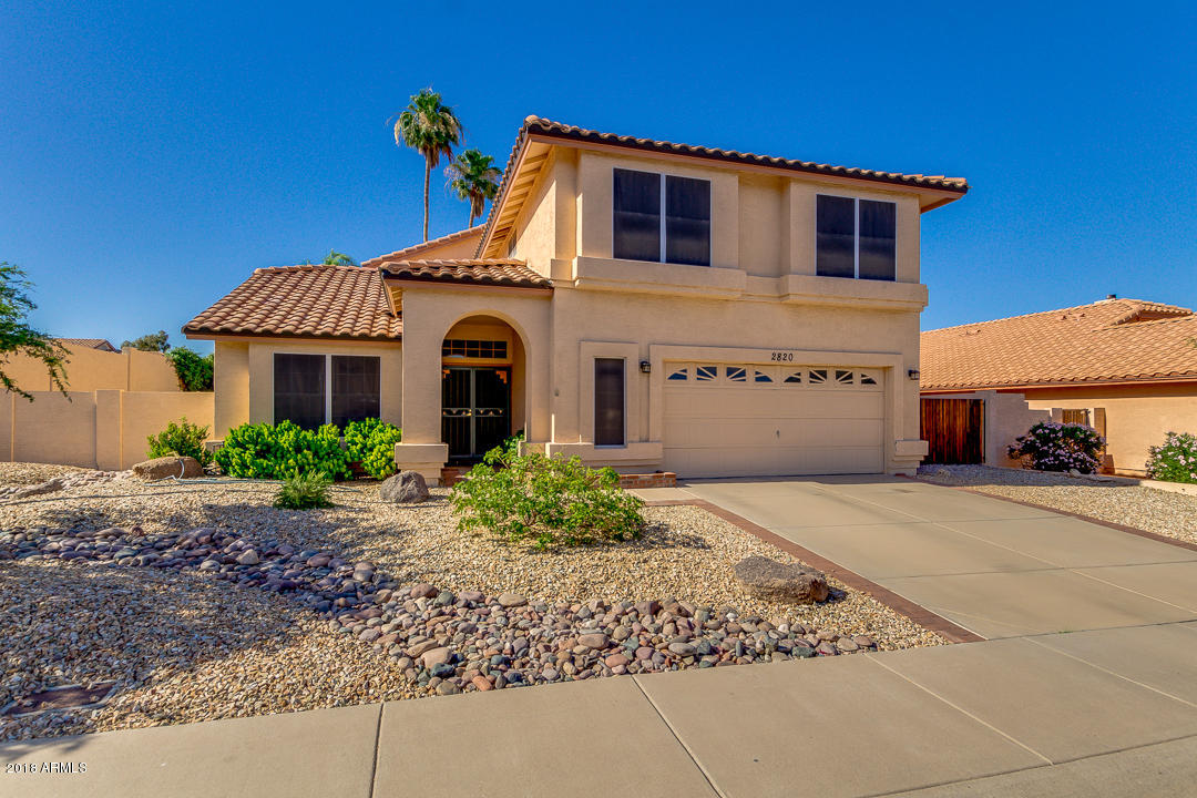 2820 East Calavar Road Phoenix, AZ 85032 - Photo 2 of 48 02-Calavar