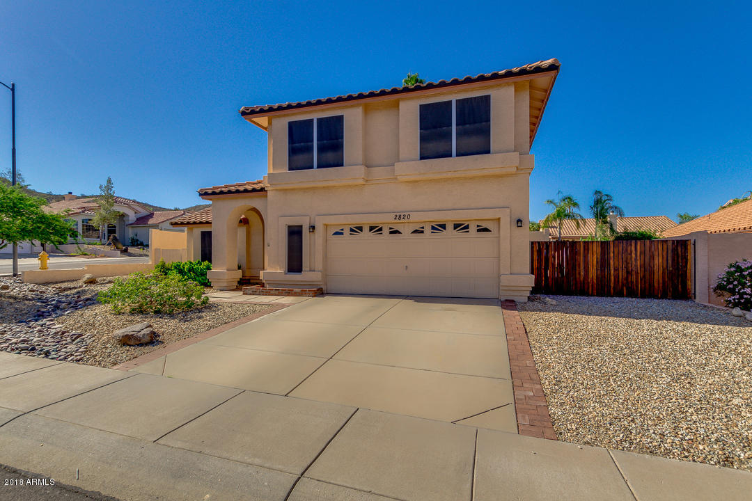 2820 East Calavar Road Phoenix, AZ 85032 - Photo 3 of 48 03-Calavar