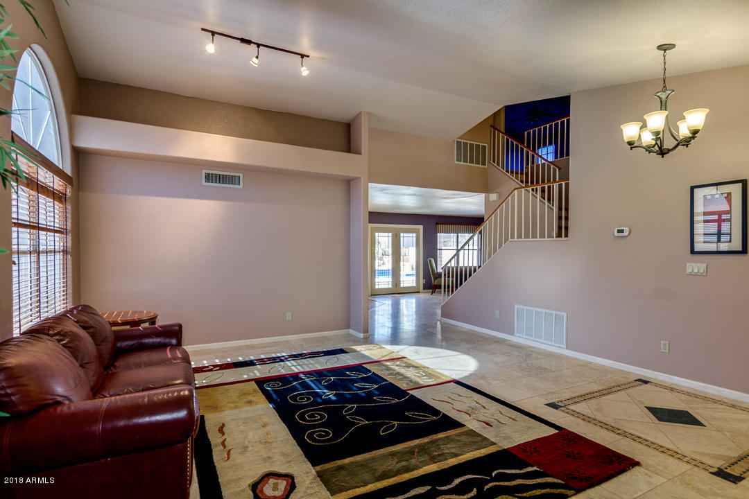 2820 East Calavar Road Phoenix, AZ 85032 - Photo 9 of 48 09-Calavar