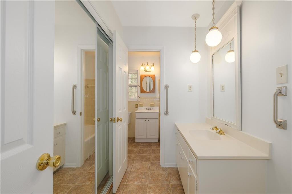 2350 Oxbow Circle Smoke Rise, GA 30087 - Photo 28 of 51