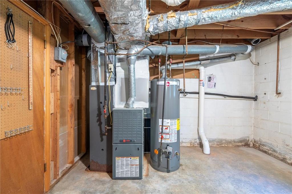 2350 Oxbow Circle Smoke Rise, GA 30087 - Photo 42 of 51