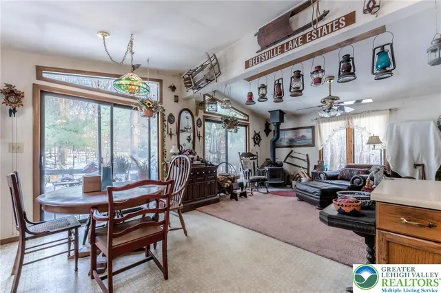 $284,900 | 415 White Oak Road, Lehighton, PA 18235