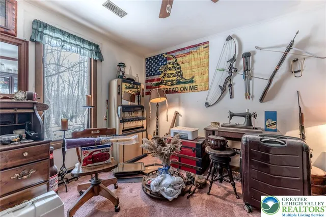 $284,900 | 415 White Oak Road, Lehighton, PA 18235