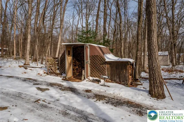 $284,900 | 415 White Oak Road, Lehighton, PA 18235