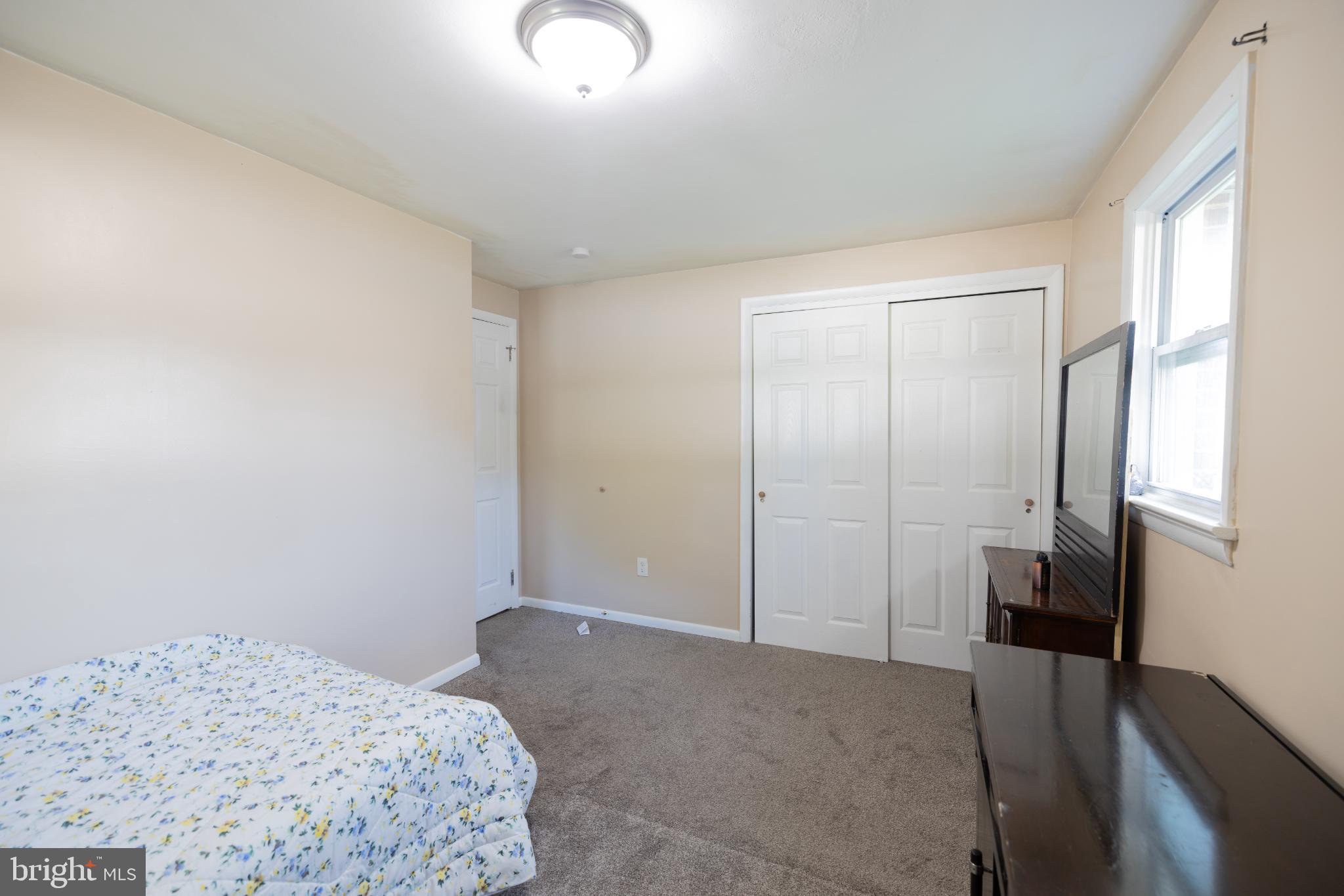 1504 Pelham Road Harrisburg, PA 17110 - Photo 16 of 31 Bright and inviting bedroom with ample space.