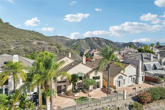 $1,100,000 | 2183 View Crest Glen, Escondido, CA 92026
