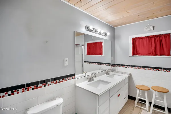 $375,000 | 5204 Pillar Way, Fort Ann, NY 12827