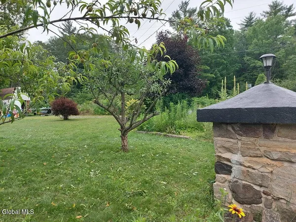 $355,000 | 5204 Pillar Way, Fort Ann, NY 12827