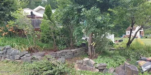 $375,000 | 5204 Pillar Way, Fort Ann, NY 12827