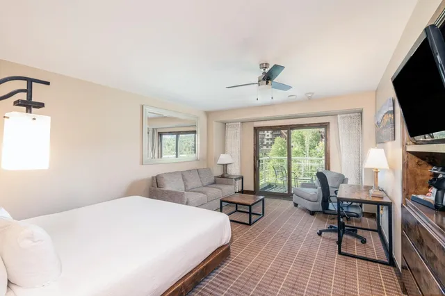 $480,000 | 136 Country Club Drive, Unit 650, Mountain Village, CO 81435