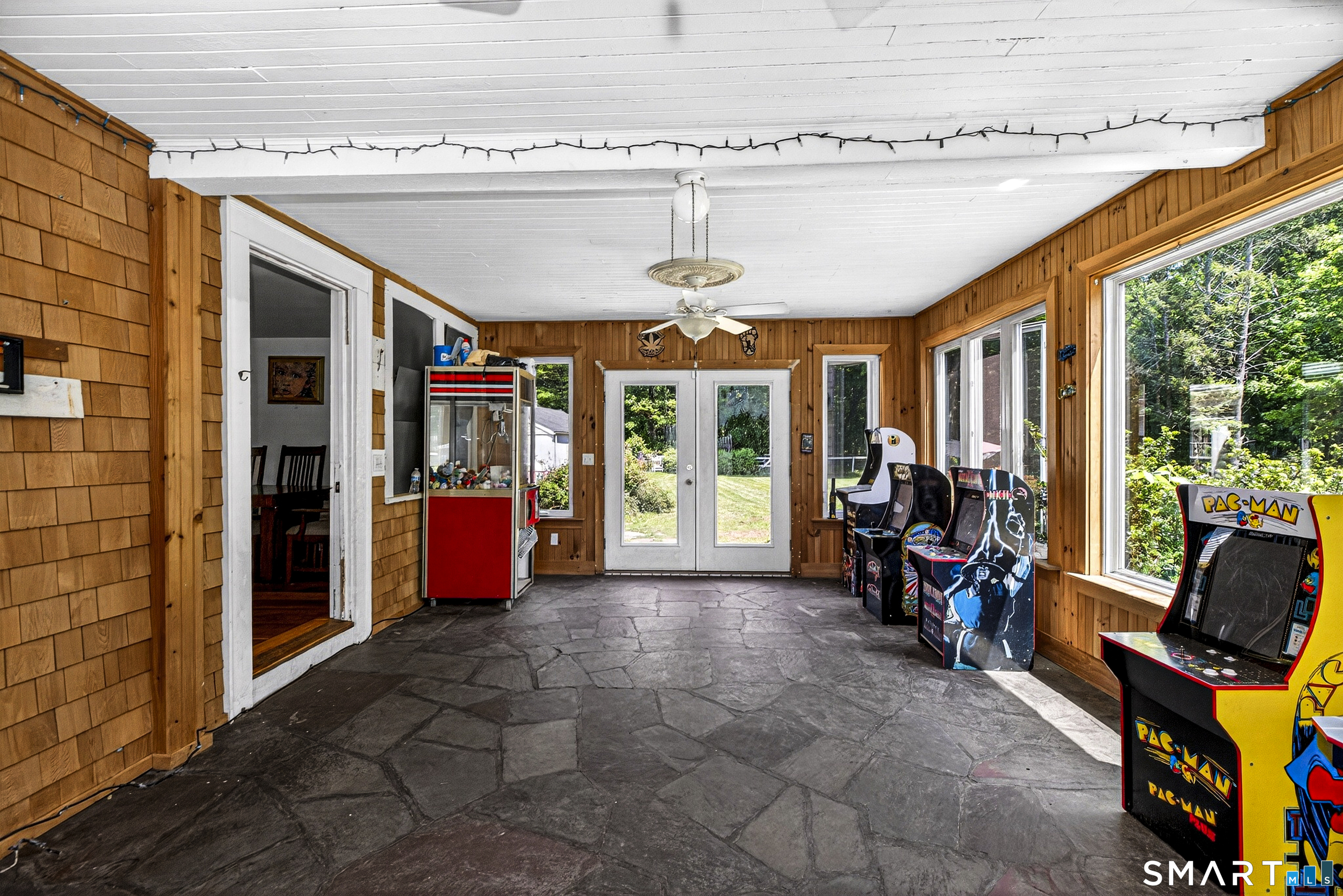 106 Turnpike Road Somers, CT 06071 - Photo 29 of 40