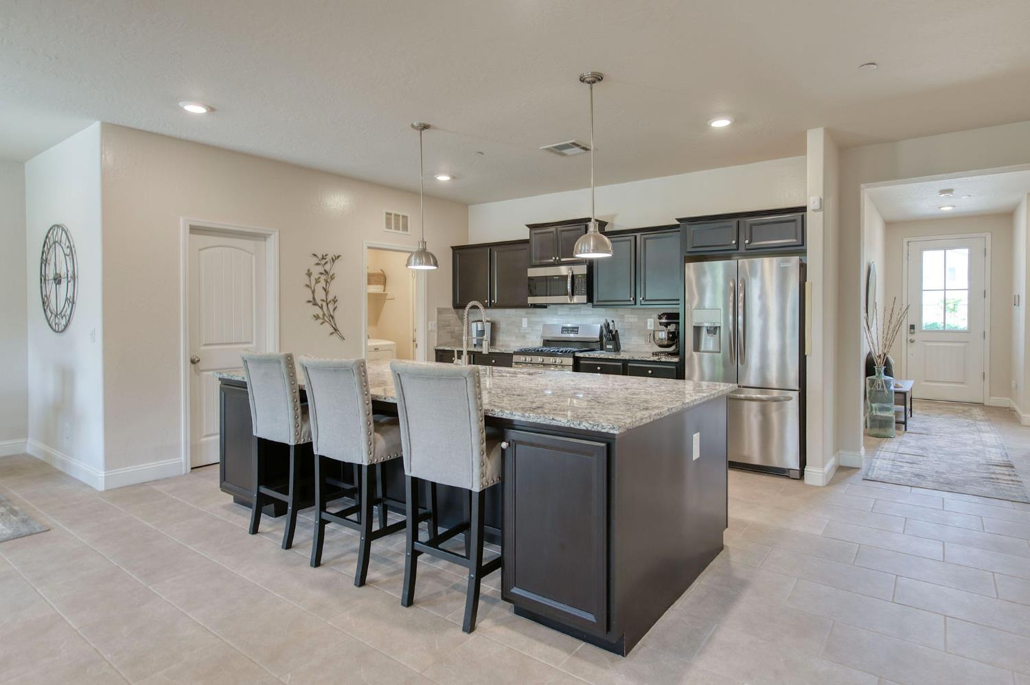 616 Expedition Way Madera, CA 93636 - Photo 15 of 66