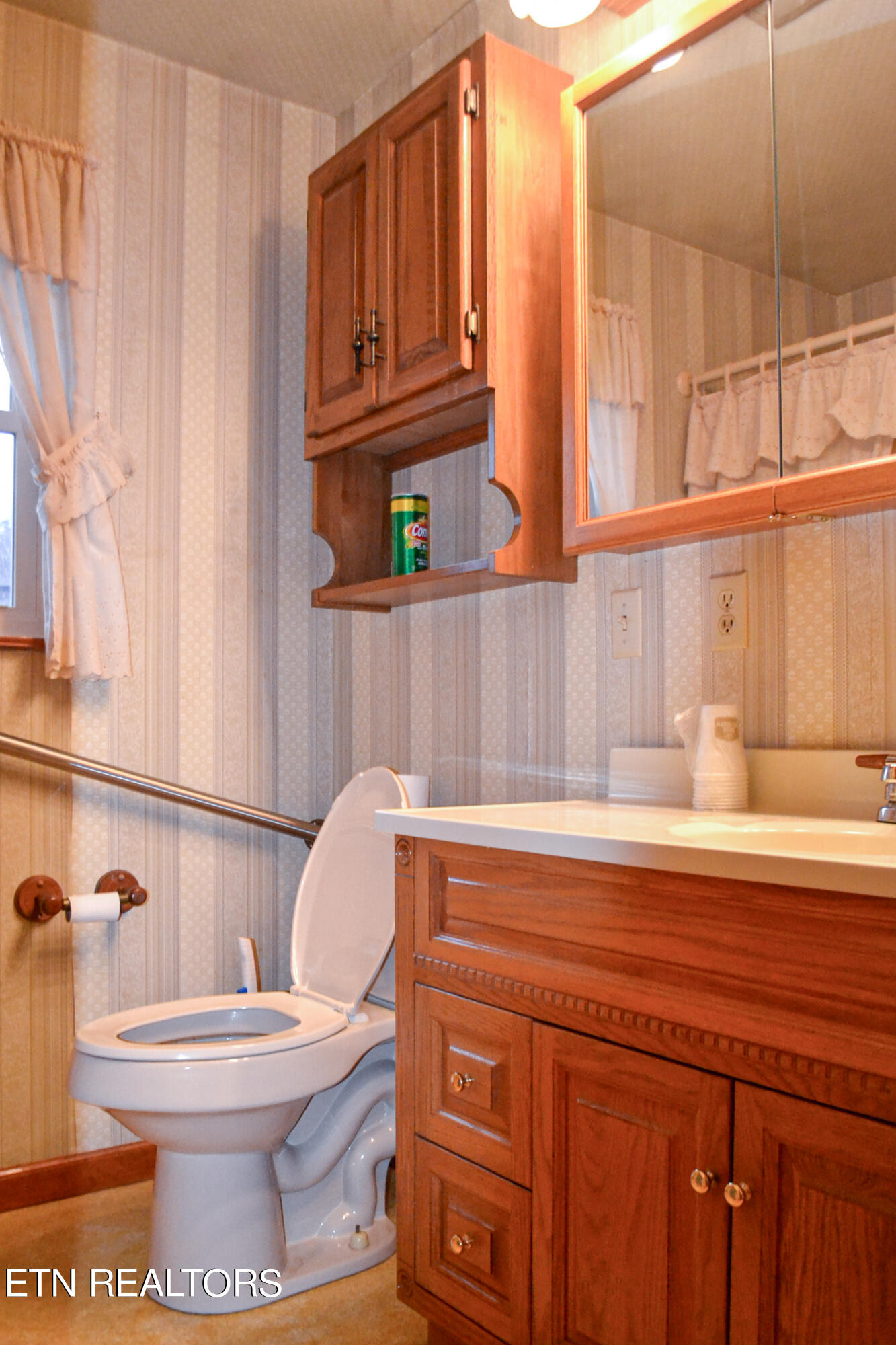 4156 Dr Thomas Walker Road Rose Hill, VA 24281 - Photo 36 of 49 34