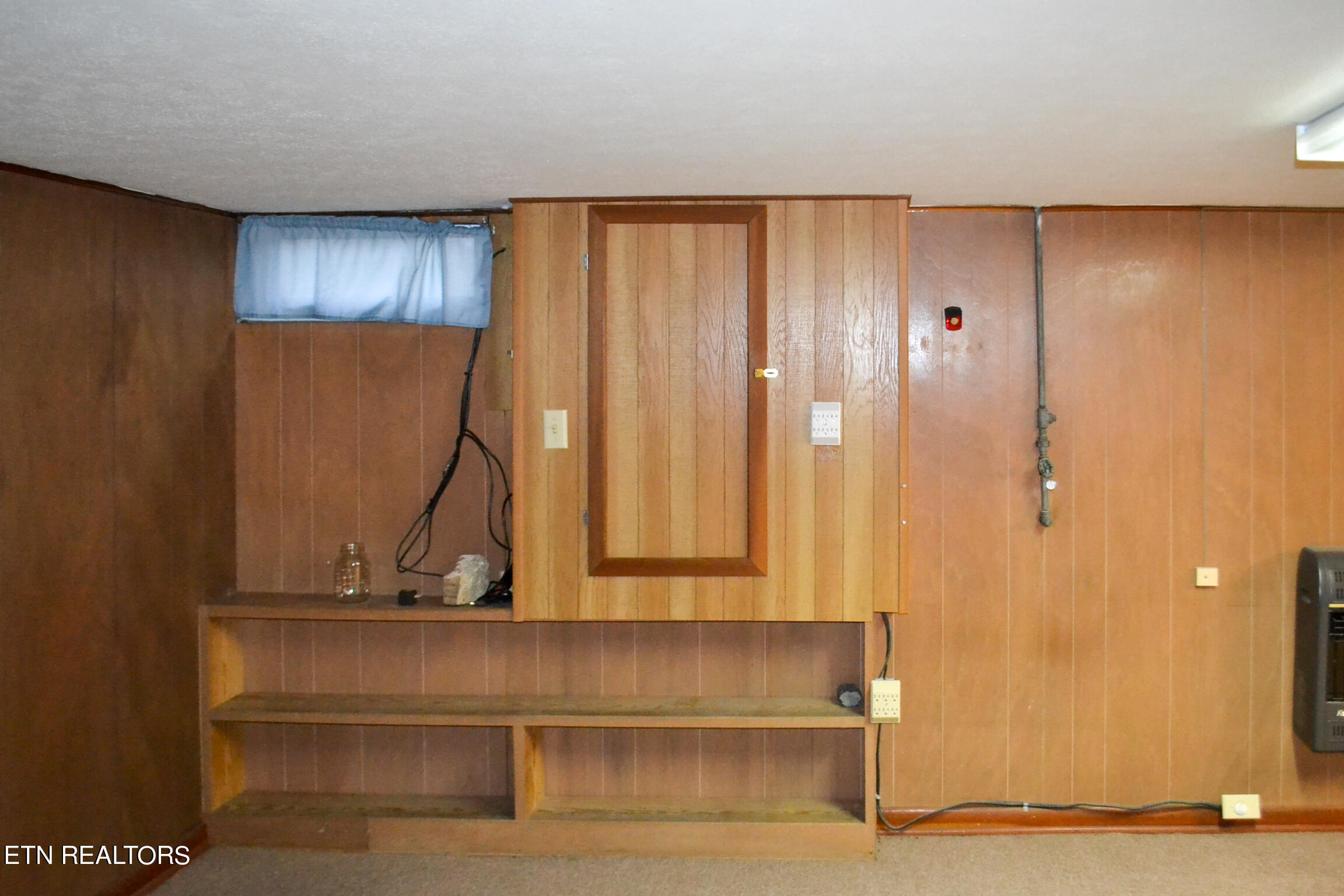 4156 Dr Thomas Walker Road Rose Hill, VA 24281 - Photo 44 of 49 42