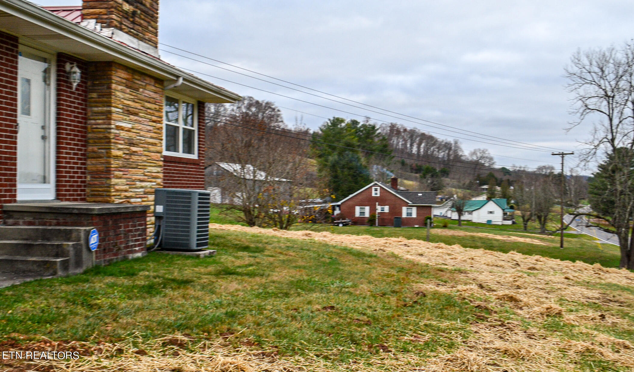 4156 Dr Thomas Walker Road Rose Hill, VA 24281 - Photo 7 of 49 5