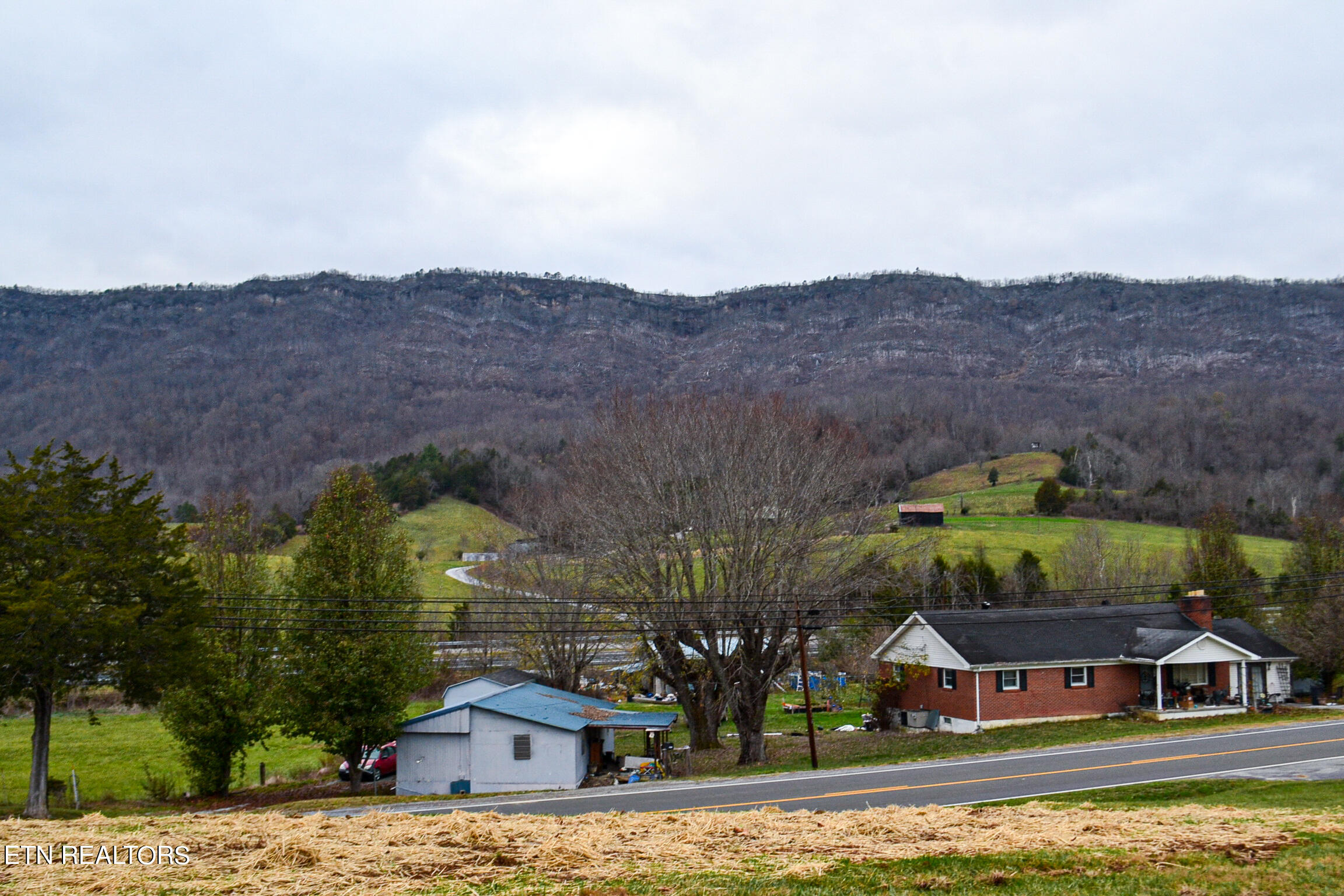 4156 Dr Thomas Walker Road Rose Hill, VA 24281 - Photo 8 of 49 2