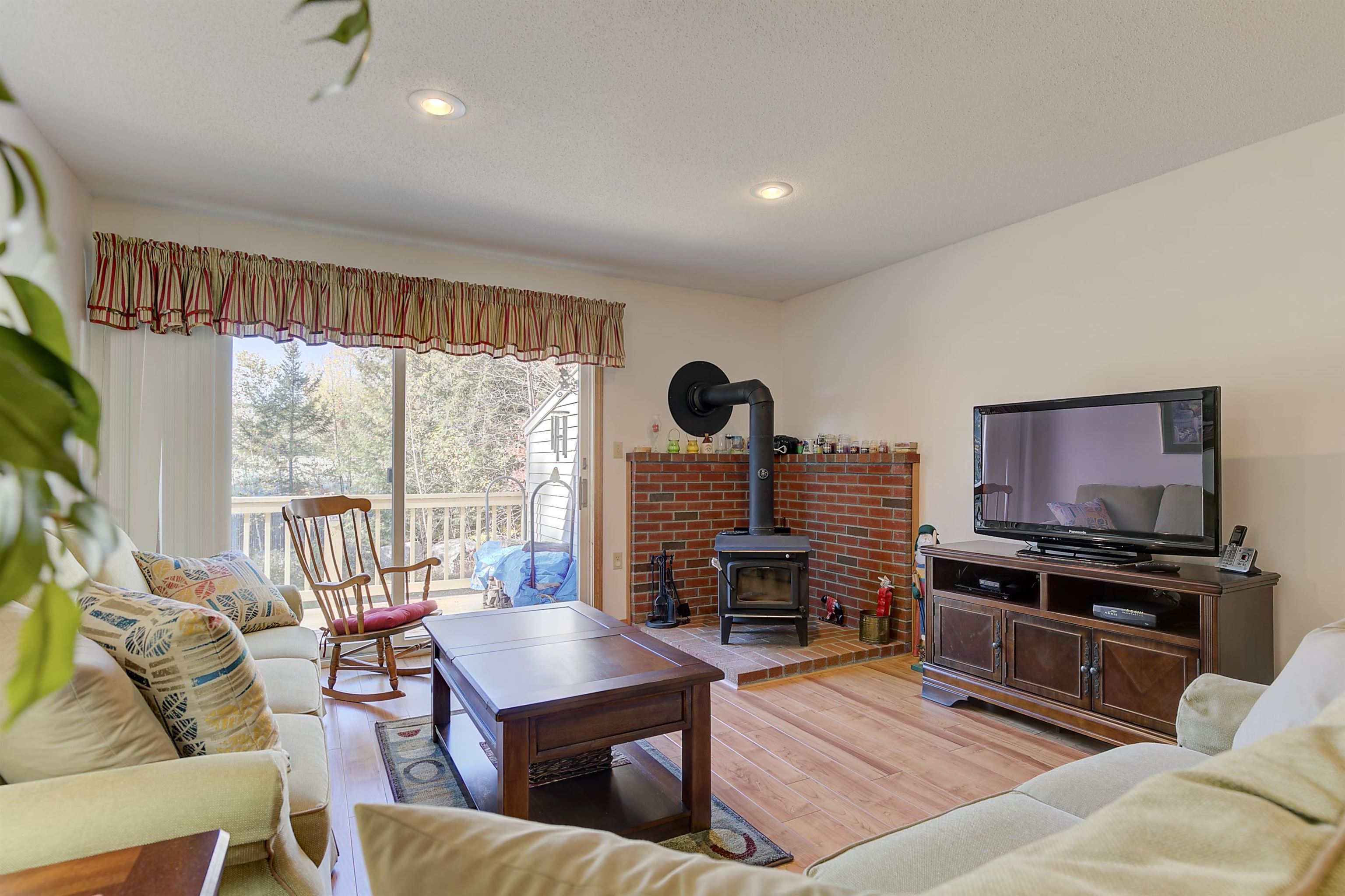 22 Northbrook Circle, Unit 7 North Conway, NH 03860 - Photo 14 of 38 Gallery Image 14