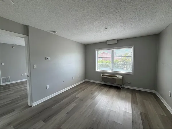 $3,200 | 406 South Cedar Avenue, Unit 104, Tampa, FL 33606