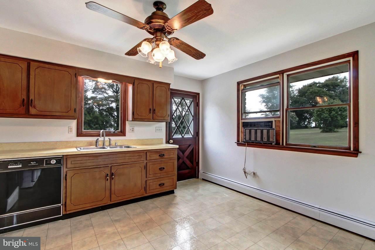 504 Fuhrman Mill Road Hanover, PA 17331 - Photo 8 of 25