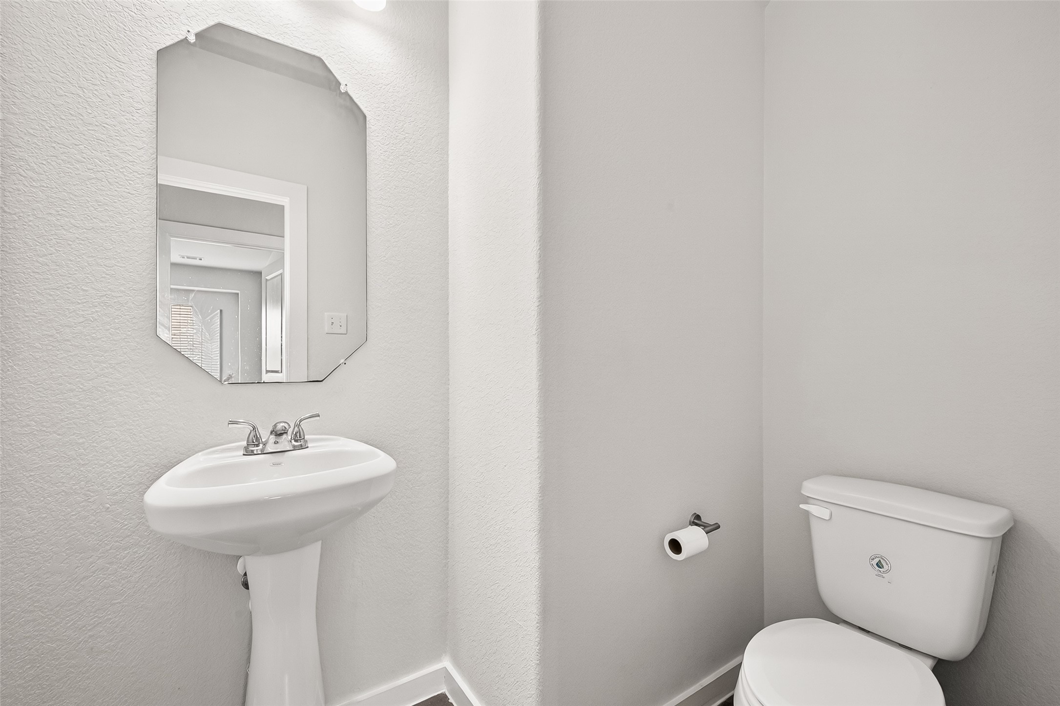 6803 Alamitos Court Rosharon, TX 77583 - Photo 30 of 48