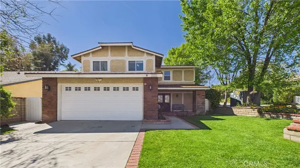 $799,900 | 27563 Open Crest Drive, Saugus, CA 91350