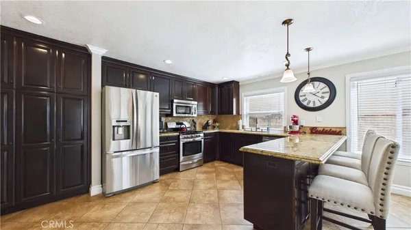 $799,900 | 27563 Open Crest Drive, Saugus, CA 91350