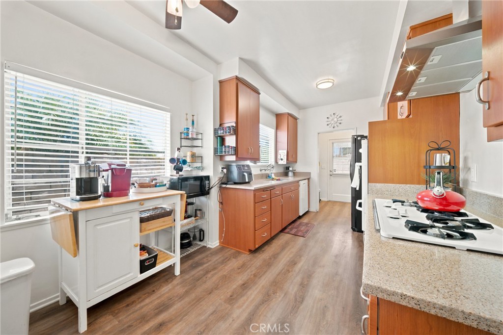 14602 Lorca Road La Mirada, CA 90638 - Photo 14 of 44