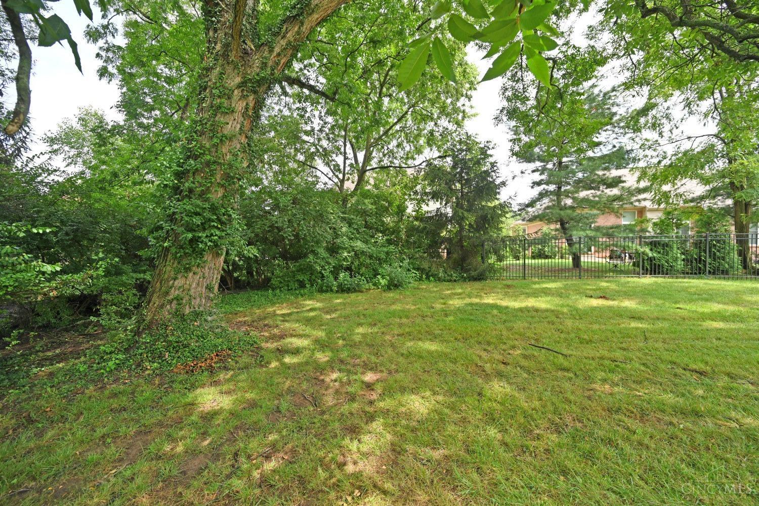 7284 East Galbraith Road Cincinnati, OH 45243 - Photo 54 of 58